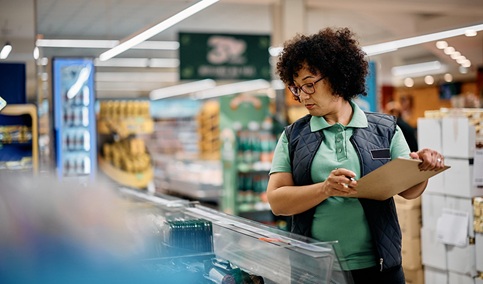 Consumo prevé inspeccionar alrededor de 1.200 alimentos en tiendas y mercados en toda Andalucía.