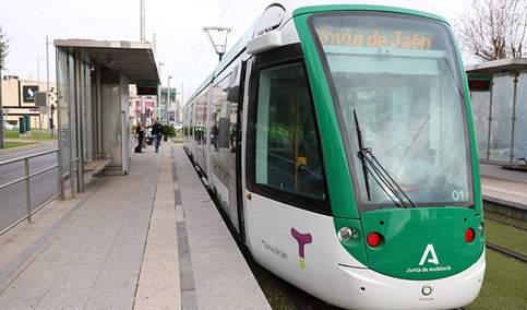 Fomento inicia los trabajos de explotación previos a la puesta en funcionamiento del tranvía de Jaén.