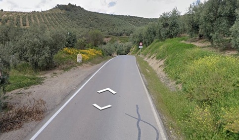 Dos fallecidos y un herido grave en un accidente de tráfico en Iznájar (Córdoba).