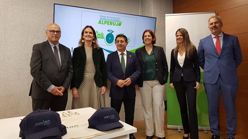 El presidente de Diputación destaca las oportunidades que genera en la provincia la creación del proyecto H2 Alperujo.