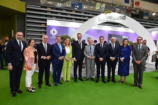 La Junta refuerza su apuesta por la internacionalización, la innovación y la sostenibilidad en el cierre de Expoliva 2025.