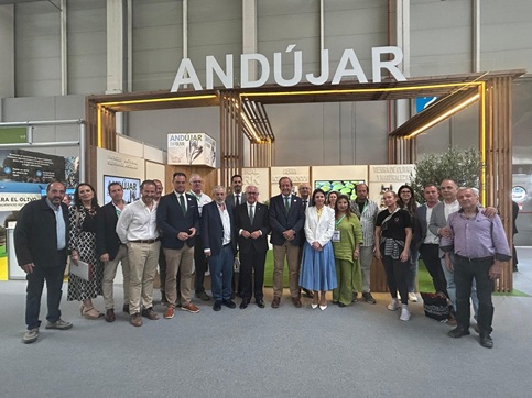 El Ayuntamiento de Andújar consolida su apuesta por el sector oleícola con una presencia reforzada en Expoliva 2025.