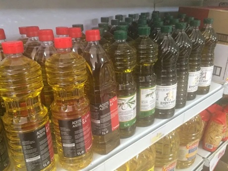 COAG denuncia una manipulación de precios en el aceite de oliva que podría costar 2.800 millones a los olivareros.