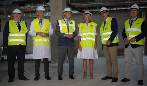 Juanma Moreno destaca que Andalucía ha superado en 2024 la cifra récord de 1.222 trasplantes, un 18% más que el año anterior.