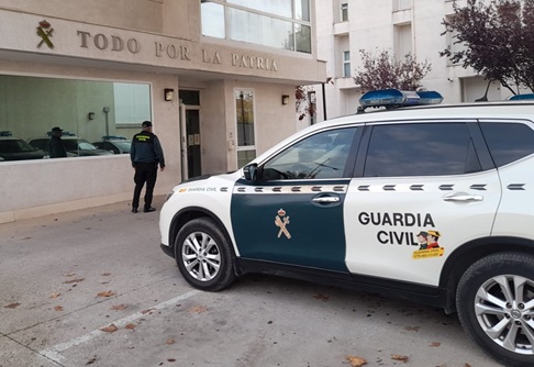 La Guardia Civil ha desmantelado dos puntos de venta de droga en la localidad de Baeza.