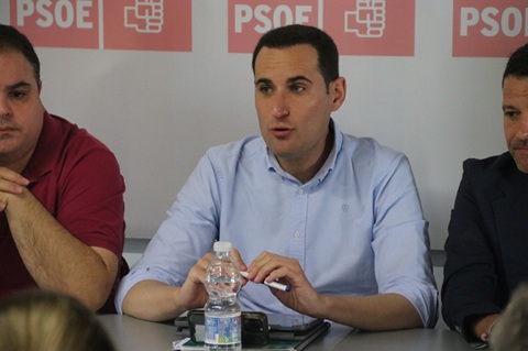 Latorre: “Unos garbanzos podridos no pueden empañar el trabajo impecable de miles de militantes y cargos públicos socialistas”.