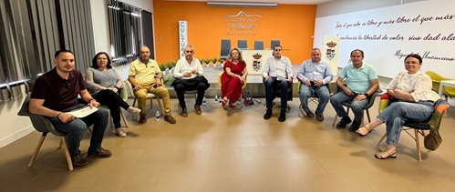 La Plataforma de alcaldes y alcaldesas de la provincia de Jaén denuncia la constante disminución de profesionales que sufre el Hospital Alto Guadalquivir de Andújar.