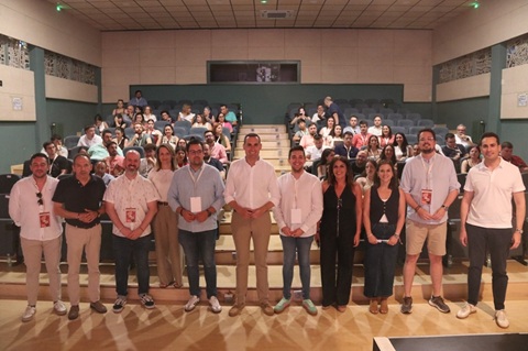 Latorre: “Las políticas de juventud se defienden gracias a los Gobiernos socialistas”.