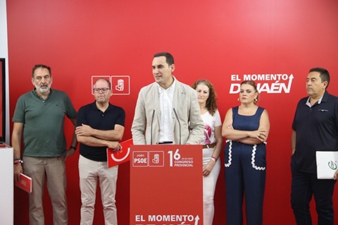 Latorre anuncia mociones en defensa de la sanidad pública: “Estamos en una emergencia sin precedentes”.