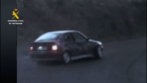 Investigados dos conductores por realizar derrapes de forma temeraria.