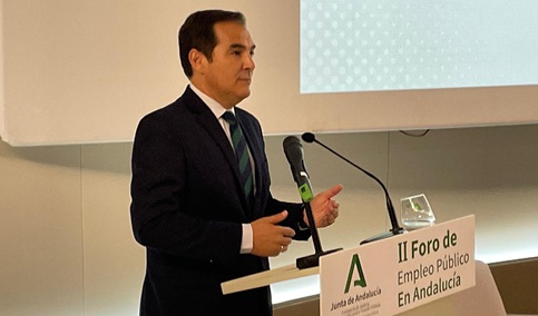 Un total de 26 entidades locales reciben ayudas de la Junta para formar a sus empleados públicos.