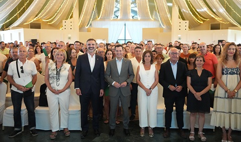 Juanma Moreno garantiza en un acto con agricultores en Jaén su oposición a cualquier recorte de la PAC «venga de donde venga”.