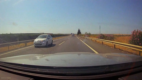 Investigada una conductora por circular en sentido contrario más de ocho kilómetros por la autovía A-49.