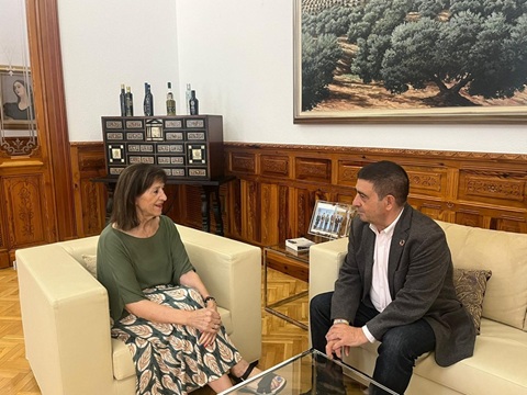 Diputación patrocinará de nuevo el Concurso Nacional de Tarantas “Carmen Linares” que se celebra en Barcelona.