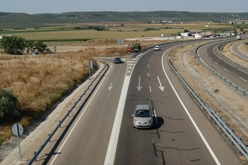 El Gobierno adjudica 4,6 millones de euros para la inspección de puentes y viaductos de las carreteras españolas en el sur.