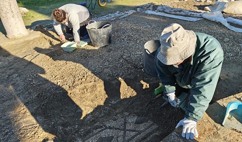 La Junta de Andalucía crea el Cuerpo Superior Facultativo en la especialidad de Arqueología.