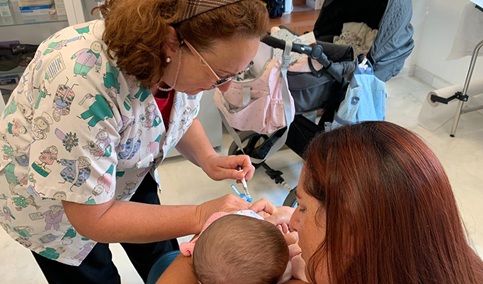 Andalucía actualiza el Programa de Salud Infantil y Adolescente y refuerza el papel de los profesionales.