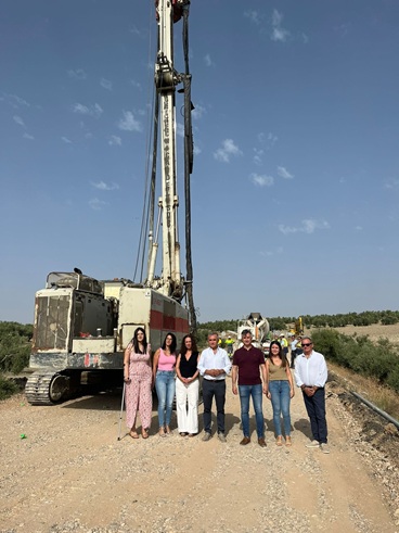 La Diputación inicia las obras para mejorar el firme y el drenaje de la carretera que comunica Mengíbar con Cazalilla.