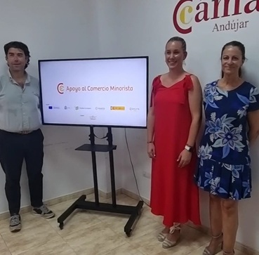 La Cámara de Comercio impulsa al comercio minorista de Andújar con recursos de promoción y digitalización.