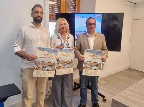 La Junta colabora en el primer encuentro de microcoches-biscuter que se celebra en la provincia.