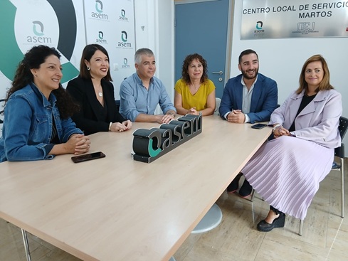 La Junta destina 139.190 euros a 7 asociaciones comerciales de la provincia para impulsar la unión y la mejora de la competitividad del sector.