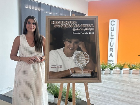 El Ayuntamiento de Andújar presenta el encuentro literario con Sonsoles Ónega, Premio Planeta 2023.