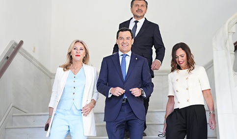 Andalucía amplía a 1.200 euros la deducción por alquiler a jóvenes y mayores, y a 1.500 euros para personas con discapacidad.