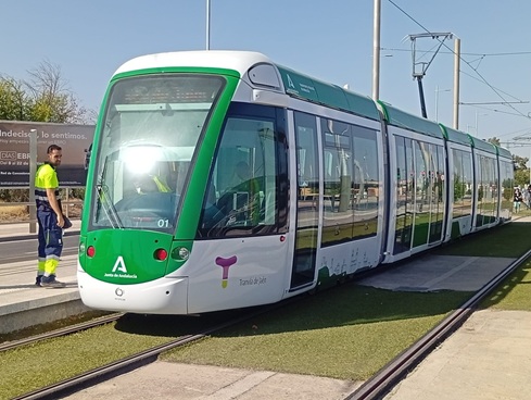 La Junta recibe cuatro ofertas de empresas para el contrato de operaciones del tranvía de Jaén.