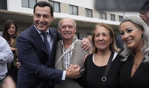 Las rebajas fiscales en vivienda han beneficiado a 250.000 andaluces, que ahorran 460 millones al año.