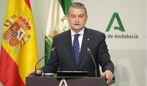 La Junta refuerza el SAS con la contratación de 4.371 nuevos profesionales sanitarios.