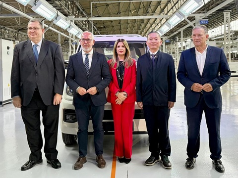 Jesús Estrella alude a la colaboración de la Junta “en la recuperación del dinamismo empresarial e industrial” de Linares.