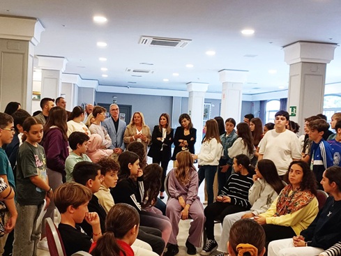 Un centenar de personas se dan cita en el Encuentro Provincial de Consejos Locales de Infancia y Adolescencia.