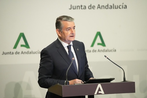 Antonio Sanz anuncia la ampliación de la época de peligro alto de incendios forestales.