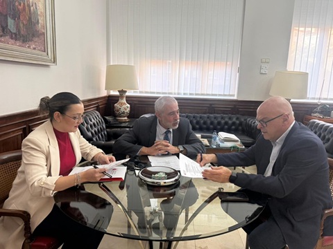 El subdelegado valora el trabajo de la Fundación Estrategias en el impulso de proyectos donde el Gobierno de España es una ‘figura esencial’.