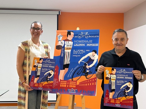 El Ayuntamiento de Andújar dedica el Día de la Bicicleta a Juan Arco.