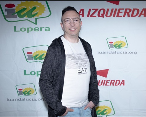 Izquierda Unida de Lopera solicita una reunión urgente entre la Delegada Territorial, el Ayuntamiento, grupos políticos y los usuarios del CPA para desbloquear la situación.