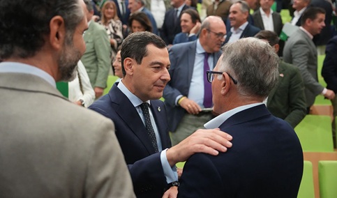 La Junta entrega ayudas por 130 millones a más de cien organizaciones andaluzas de frutas y hortalizas.