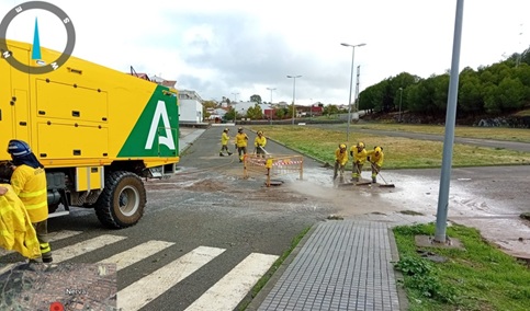 El consejero desciende la fase de emergencia del Plan de Inundaciones en Andalucía.