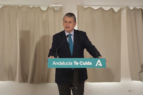 Andalucía reclama al Ministerio prorrogar la jubilación activa a los médicos de Primaria.