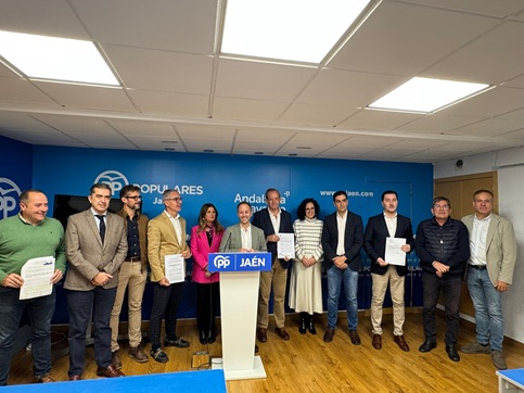 El PP de Jaén reivindicará en Bruselas el rechazo a la nueva PAC, “altamente lesiva para el campo jiennense”.