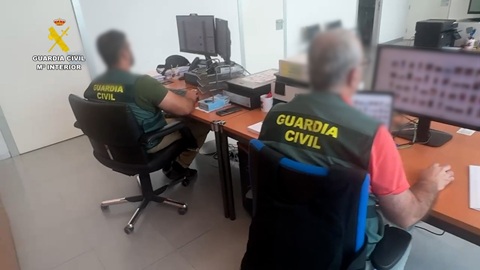 Detenido un falso representante deportivo por abusar de 61 menores.