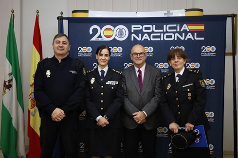 La Policía Nacional detiene a 48 personas por falsedad documental, favorecimiento a la inmigración ilegal y pertenencia a organización criminal.