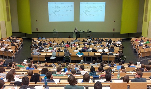 La Junta pone a disposición de la UJA casi 110 M€ a través del modelo de financiación universitaria de 2025, un 4,9% más que el año pasado.