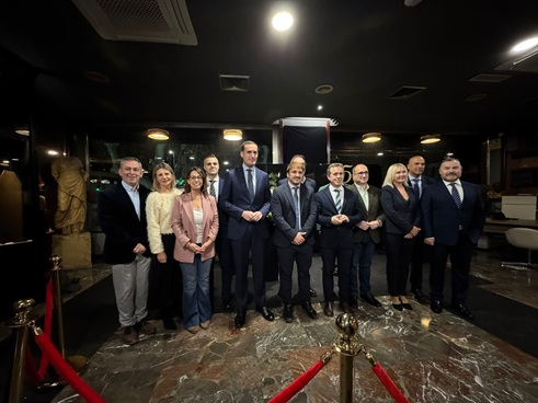 Juan Latorre destaca la trayectoria del Hotel Condestable Iranzo con motivo de su 50º aniversario.