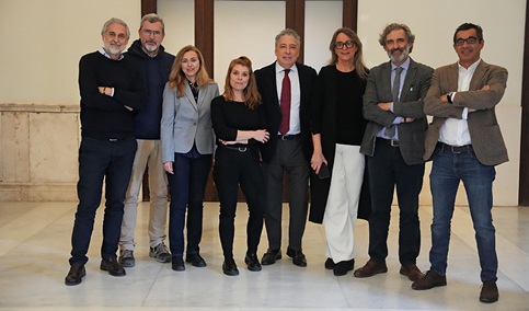 Los Premios Andalucía de Periodismo reconocen la trayectoria profesional de Carlos Herrera.