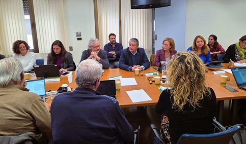 La Consejería de Sanidad y los sindicatos acuerdan un Pacto de Bolsa para la contratación de personal.