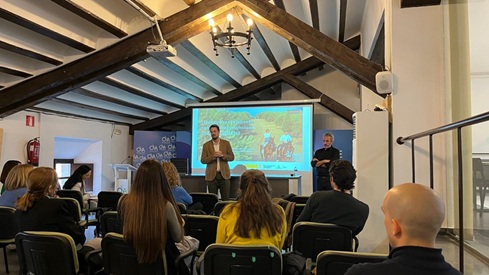 Los visitantes valoran con un 9,03 sobre 10 la oferta oleoturística de la provincia de Jaén.