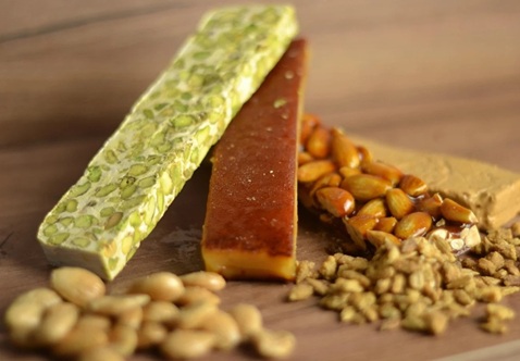 FACUA pide a Consumo modificar la norma que regula los turrones para acabar con las crecientes engañifas en sus denominaciones.