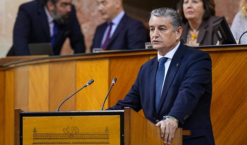 Más de 130 sanitarios y 250 especialistas se distribuyeron por los dos trenes la noche del accidente en Adamuz.