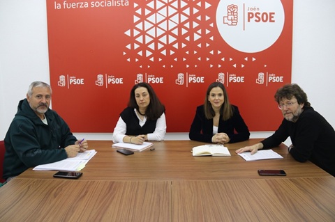 El PSOE exige a la Junta luz y taquígrafos sobre las ayudas a residencias que beneficiaron sólo a ayuntamientos del PP.